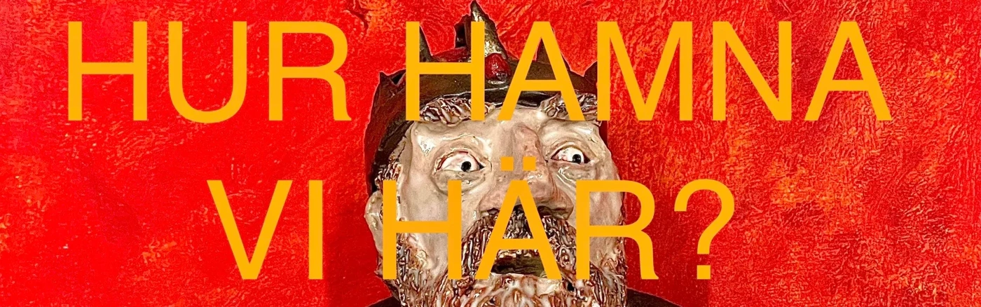 Mansperson mot röd bakgrund